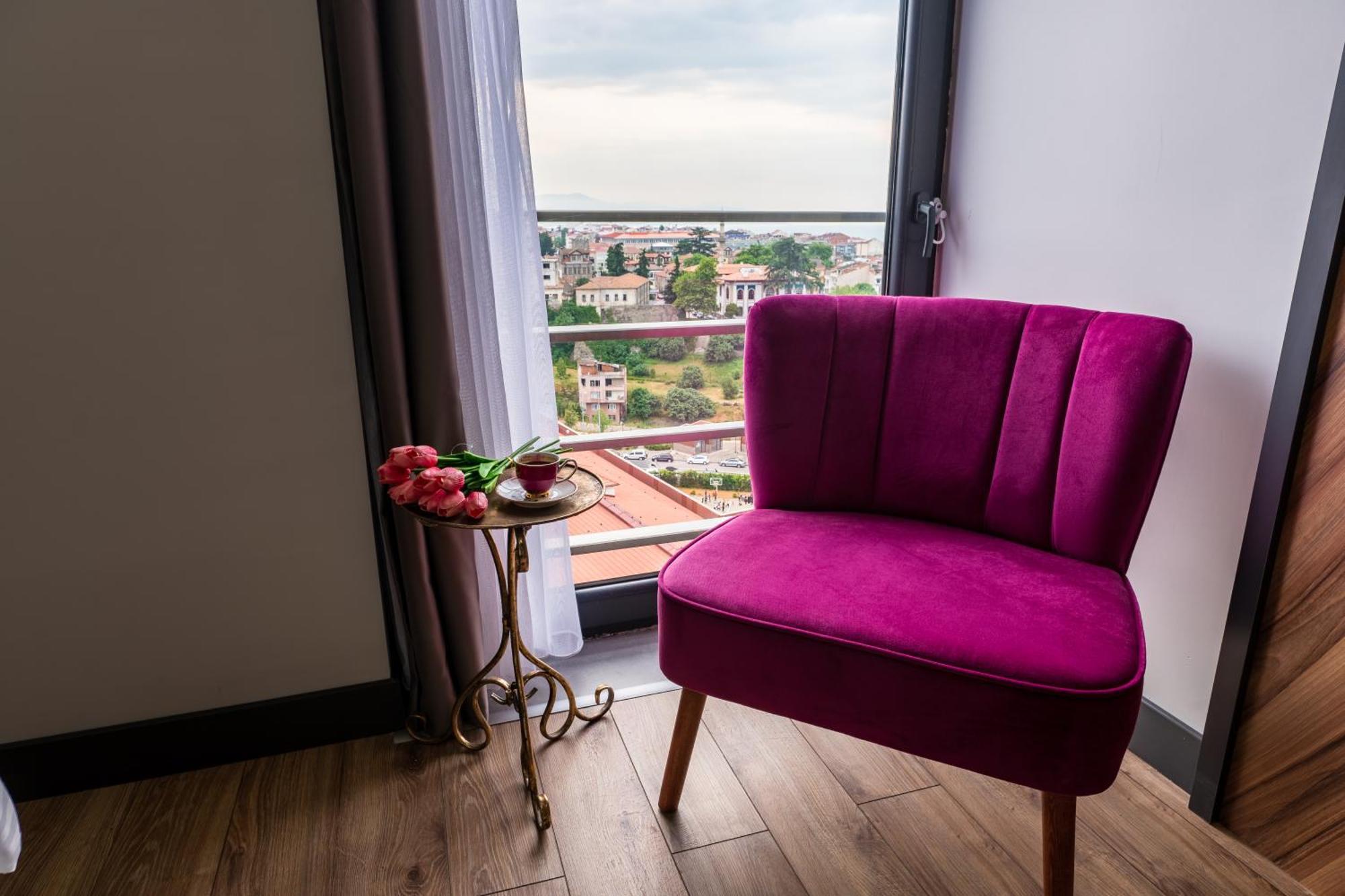 Yusufhan Suites ทรับซอน ภายนอก รูปภาพ